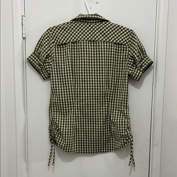 The North Face shirt - Picture 3 of 3